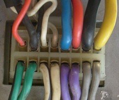 Разъёмы а/магнитол AKAI Разъёмы а/магнитол AKAI